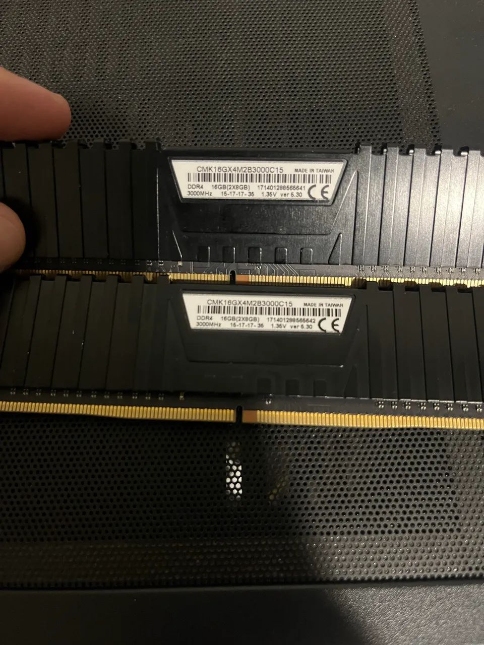 corsair vengeance ddr4 16gb