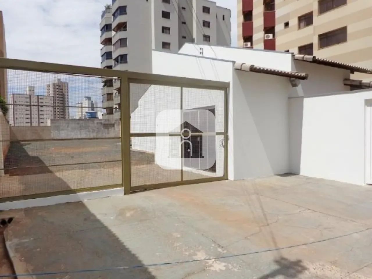 Área comercial para locação no bairro Martins