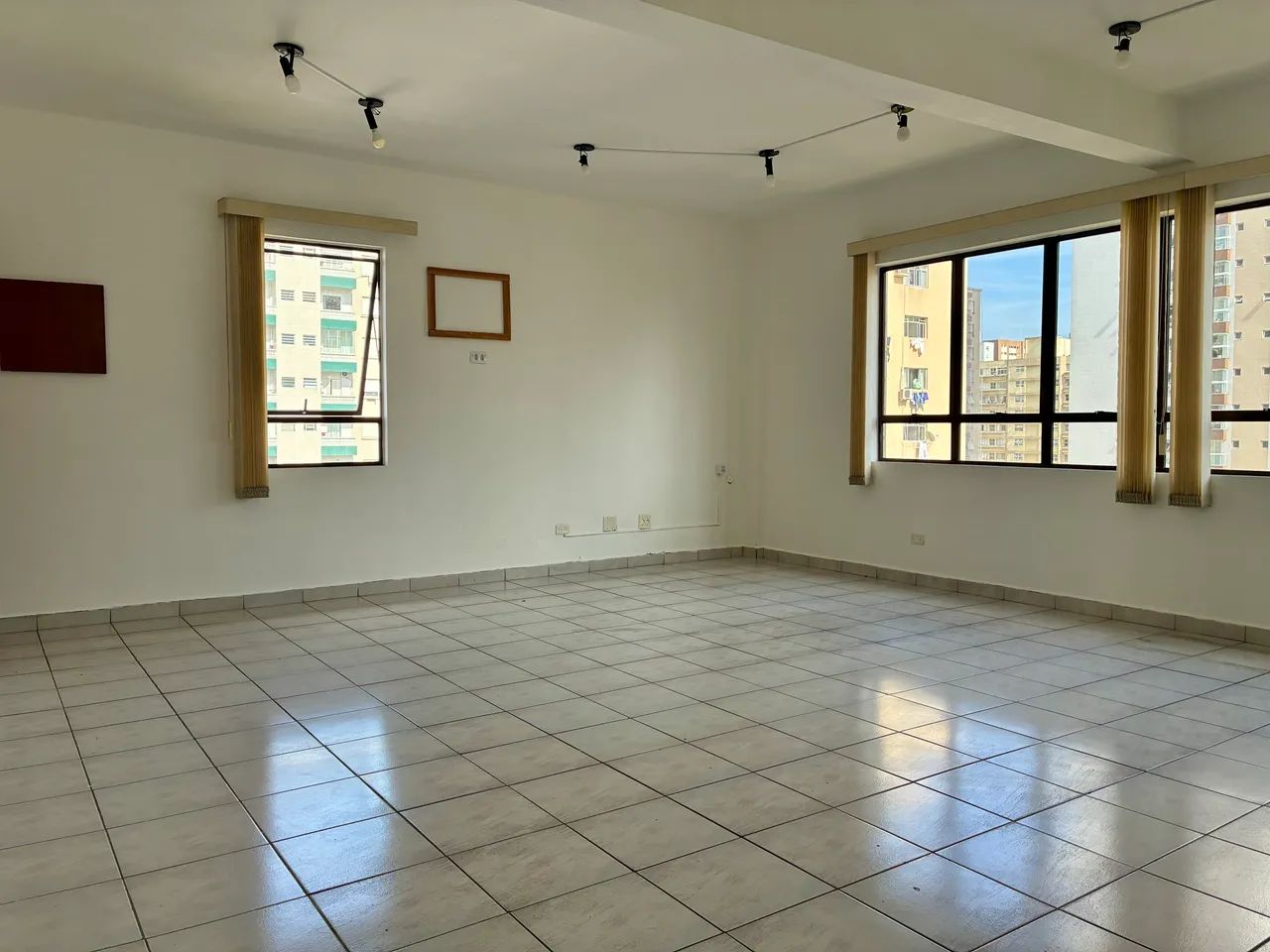 SALA COMERCIAL - EMBARÉ  - Foto 4