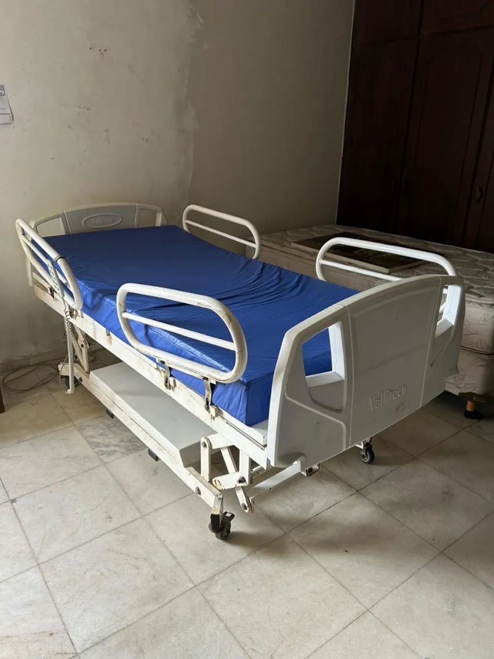 Cama hospitalar elétrica  - Foto 5