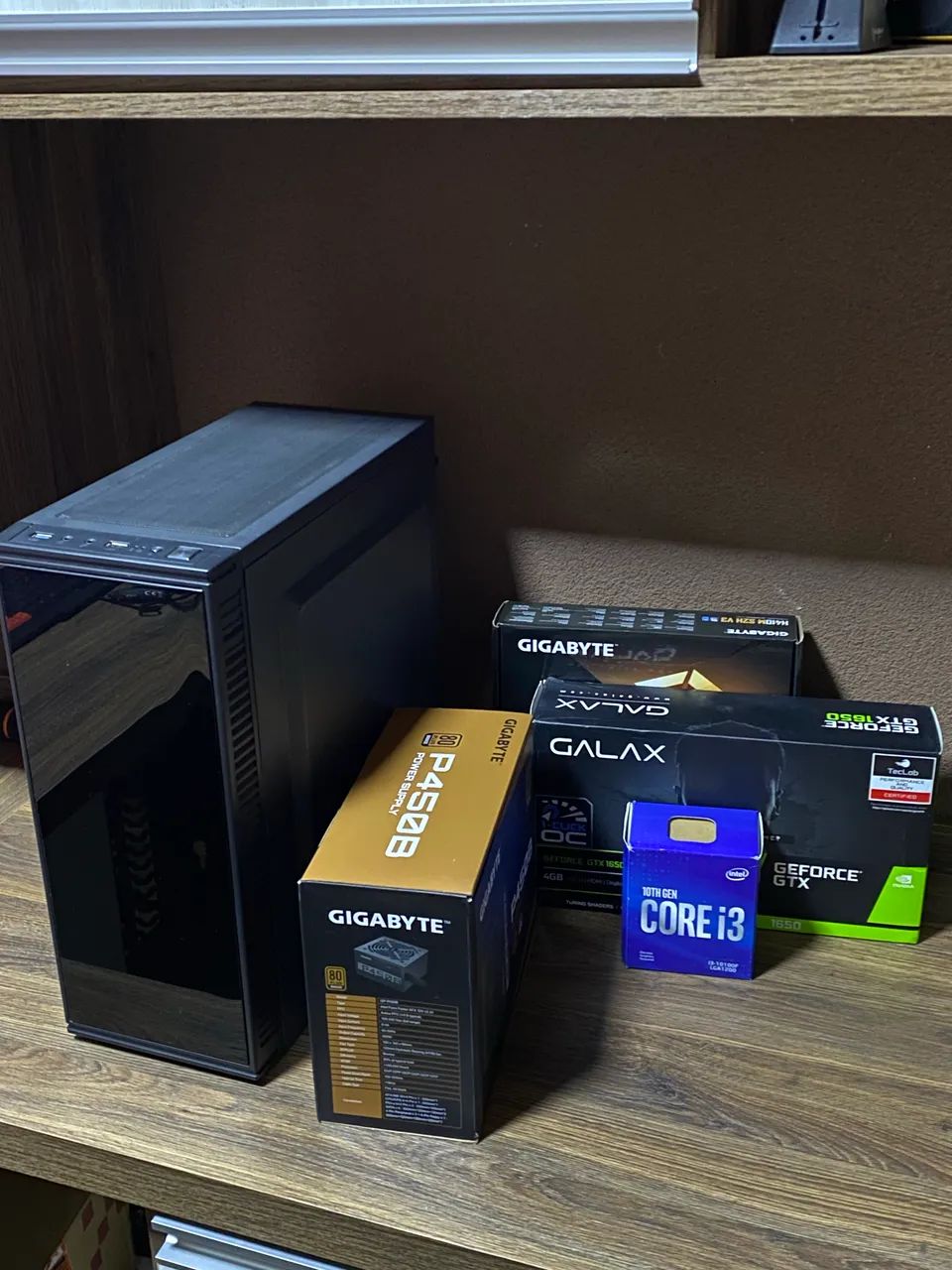 PC GAMER i3 10100F GTX 1650