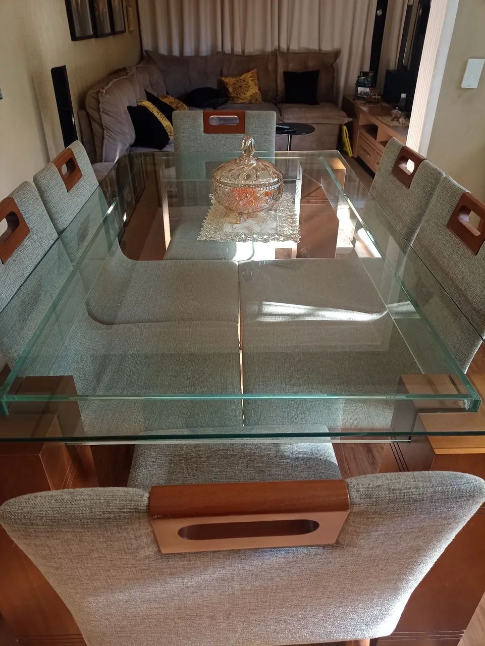 Mesa de Jantar Elegante - Madeira e Vidro Temperado 10mm - Foto 2