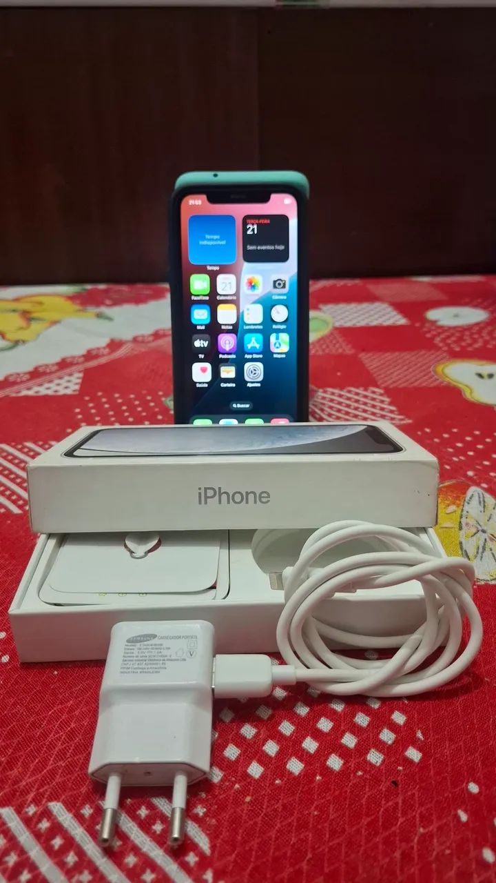 iPhone XR 64 gigas todo original 
