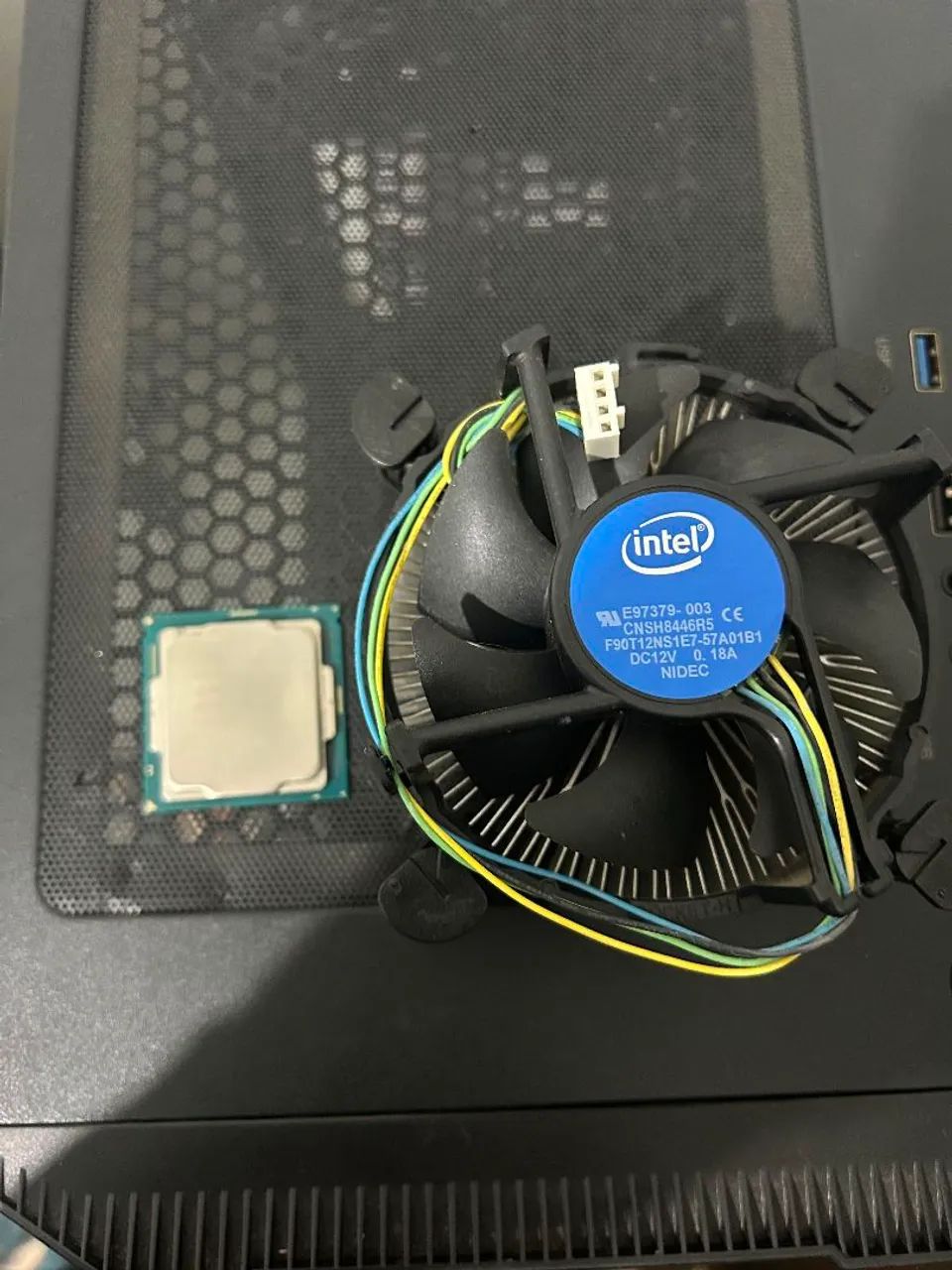 Processador Intel Pentium Gold G5400 LGA 1151 (Com Cooler)