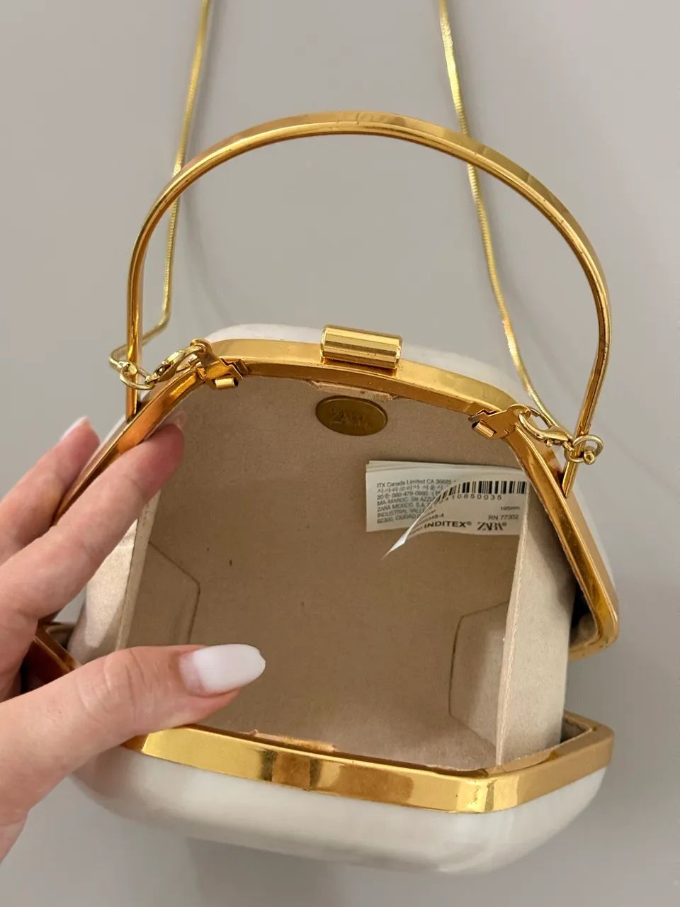 Bolsa Zara Off White/Branca - 2 formas de usar | Seminova - Foto 4