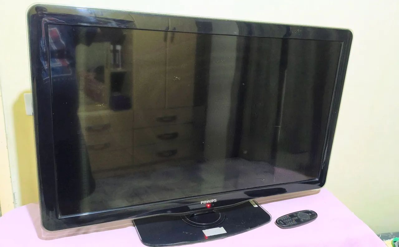 TV Philips 40 - AmbiLight Digital 