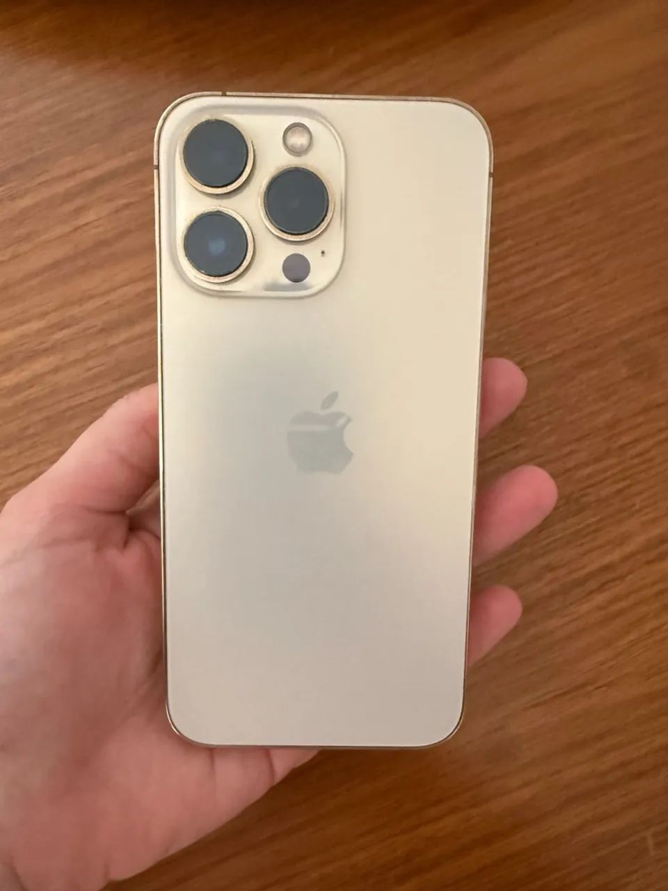 iPhone 13 Pro, 128GB, gold.