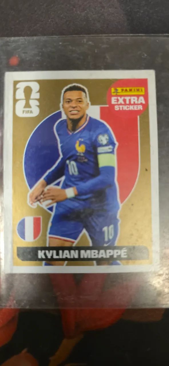 KYLIAN MBAPPÉ DOURADO 2026 PANINI - RARO ORIGINAL - Foto 3