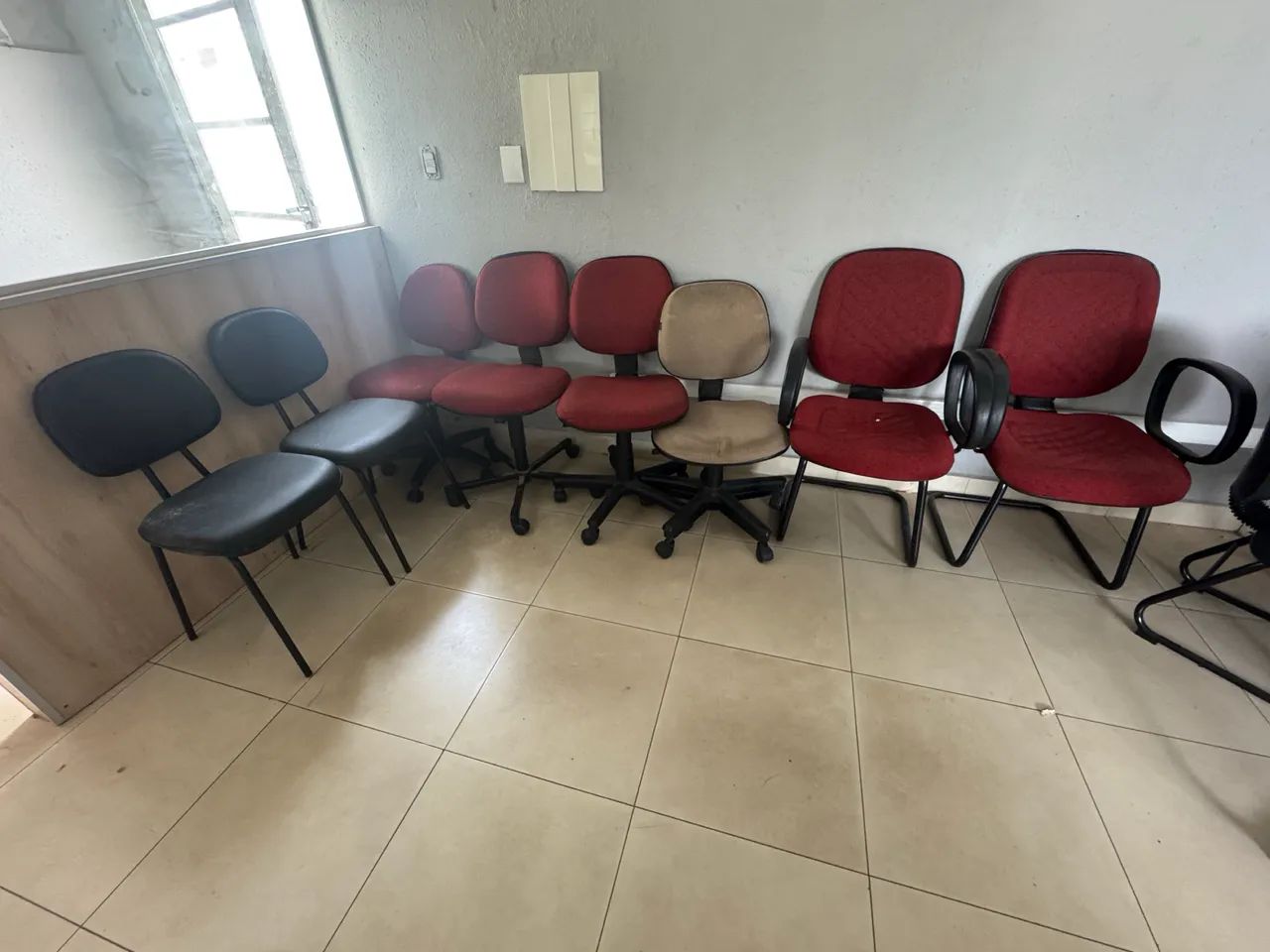 Mesas e Cadeiras de Escritório 