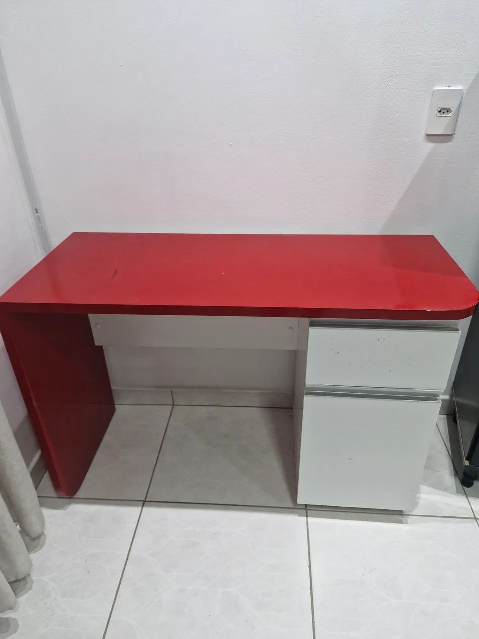 Escrivaninha linda