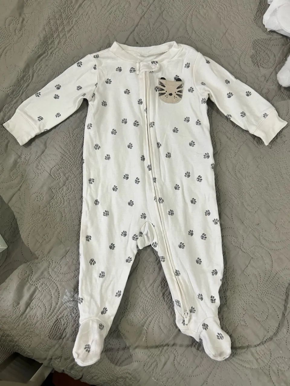 Carters roupa 