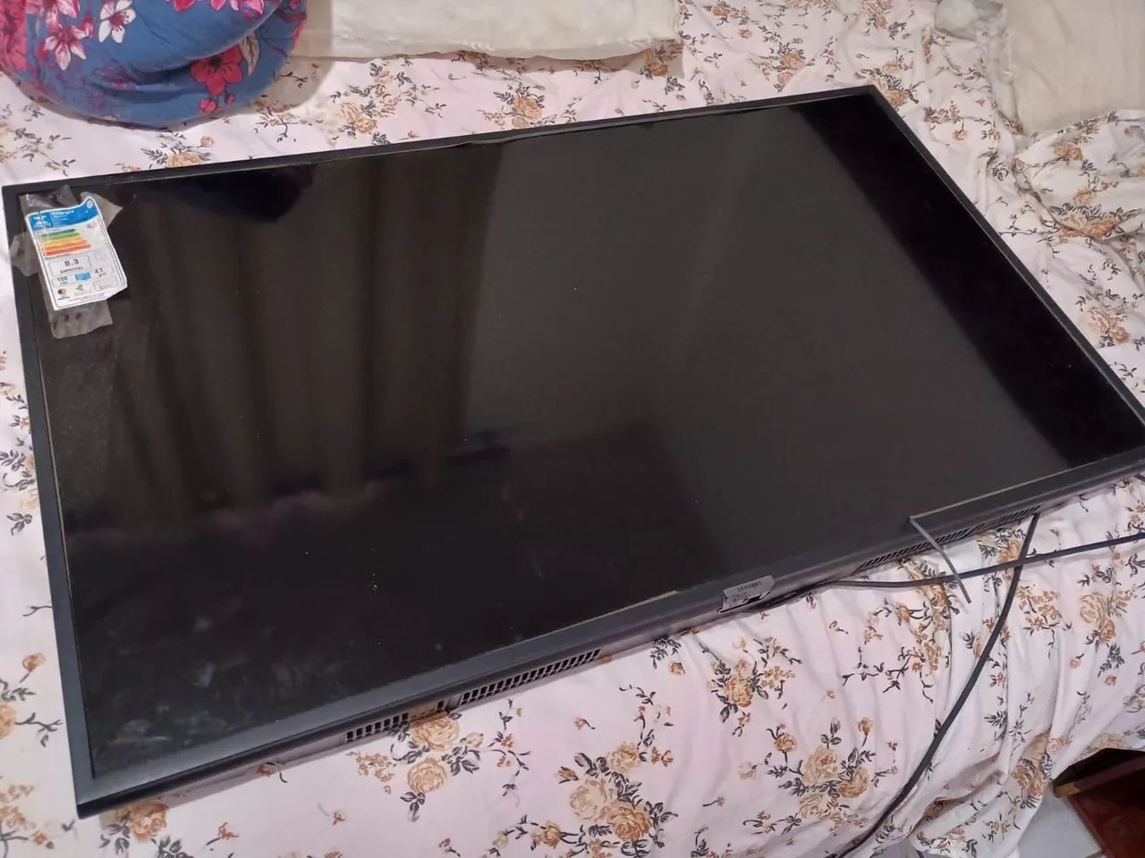 Smart tv Samsung 43" - Com defeito