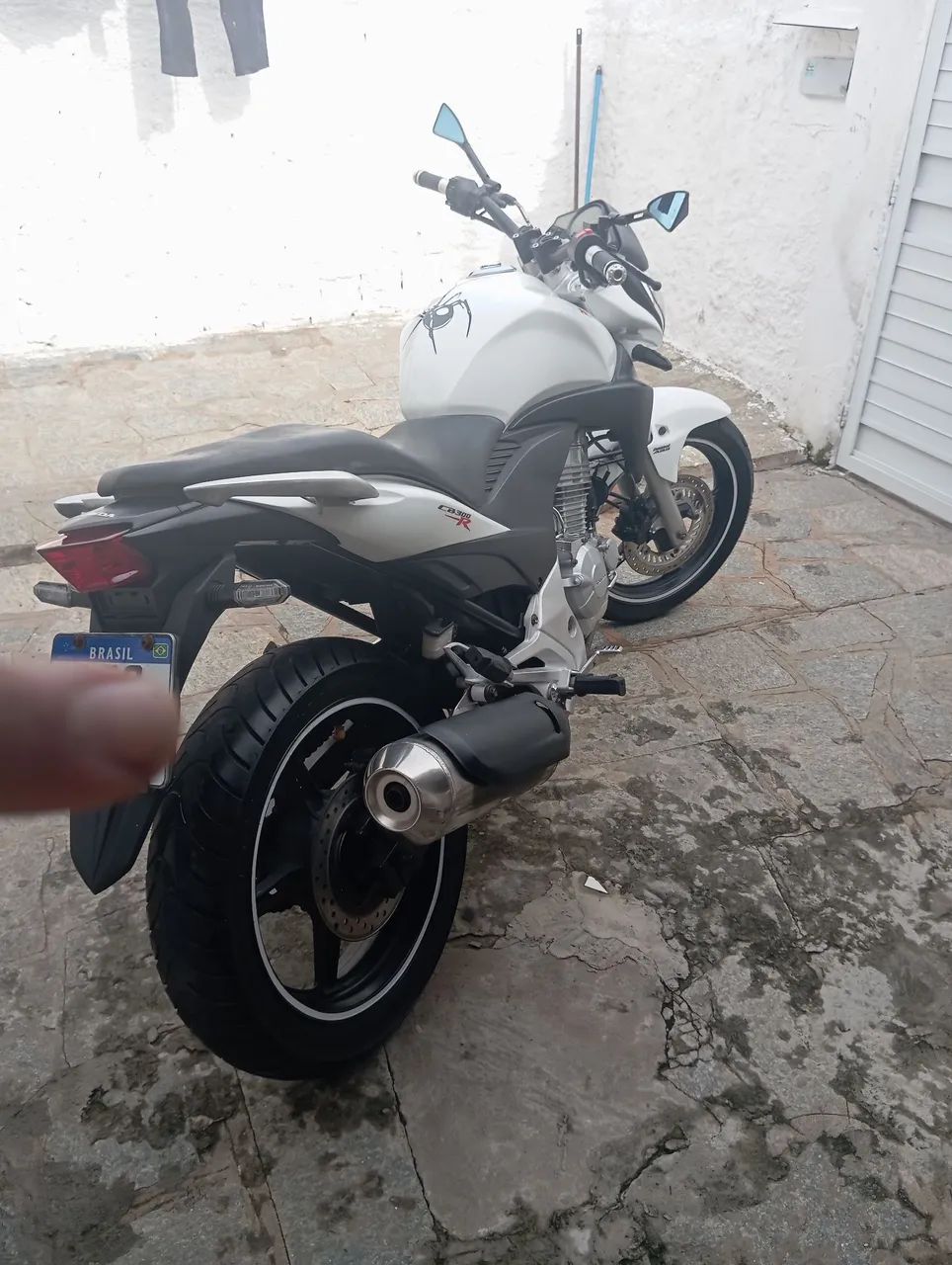 CB300R