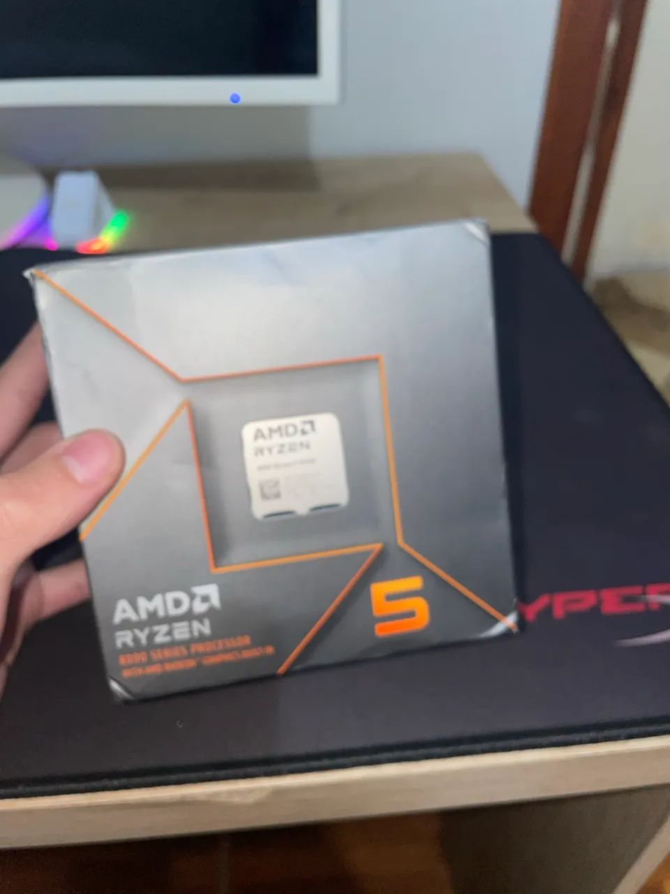 AMD Ryzen 5 8500G - Foto 2