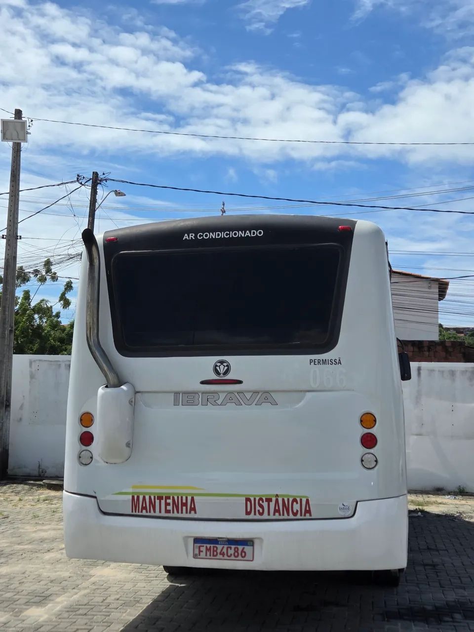 vendo imbrava  com ar-condicionado  - Foto 2
