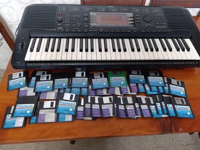 Teclado Yamaha PSR 630 - Foto 2