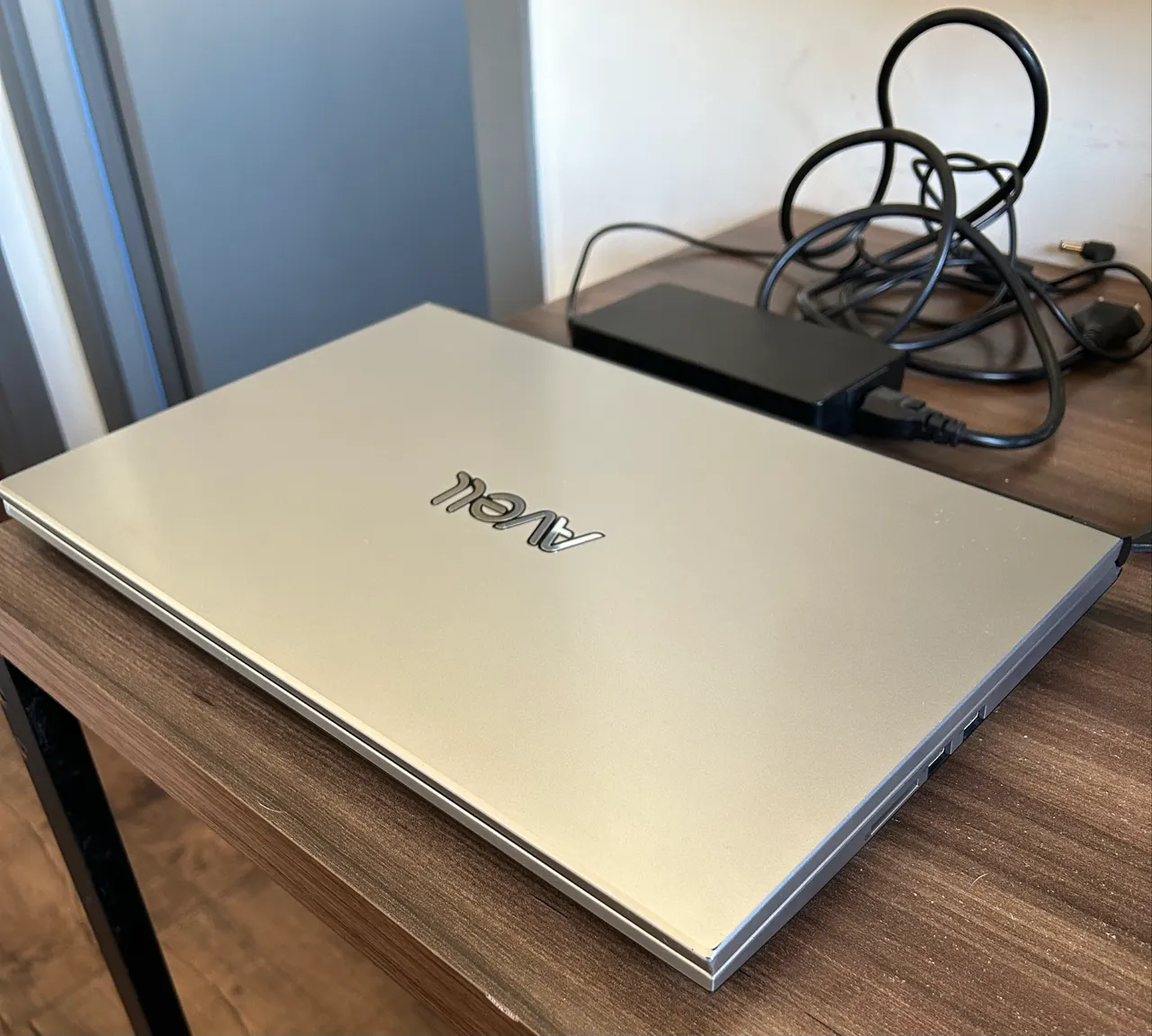 MacBook Pro 2017 | 16GB Ram | Intel Core i7 | 512GB SSD | 15 Pol