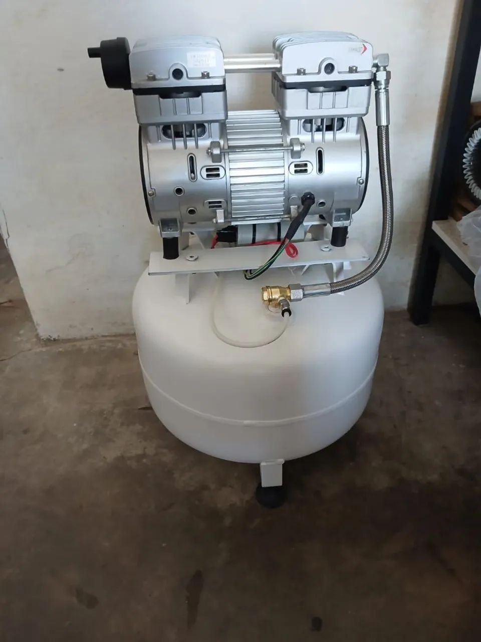 Compressor odontológico. - Foto 3