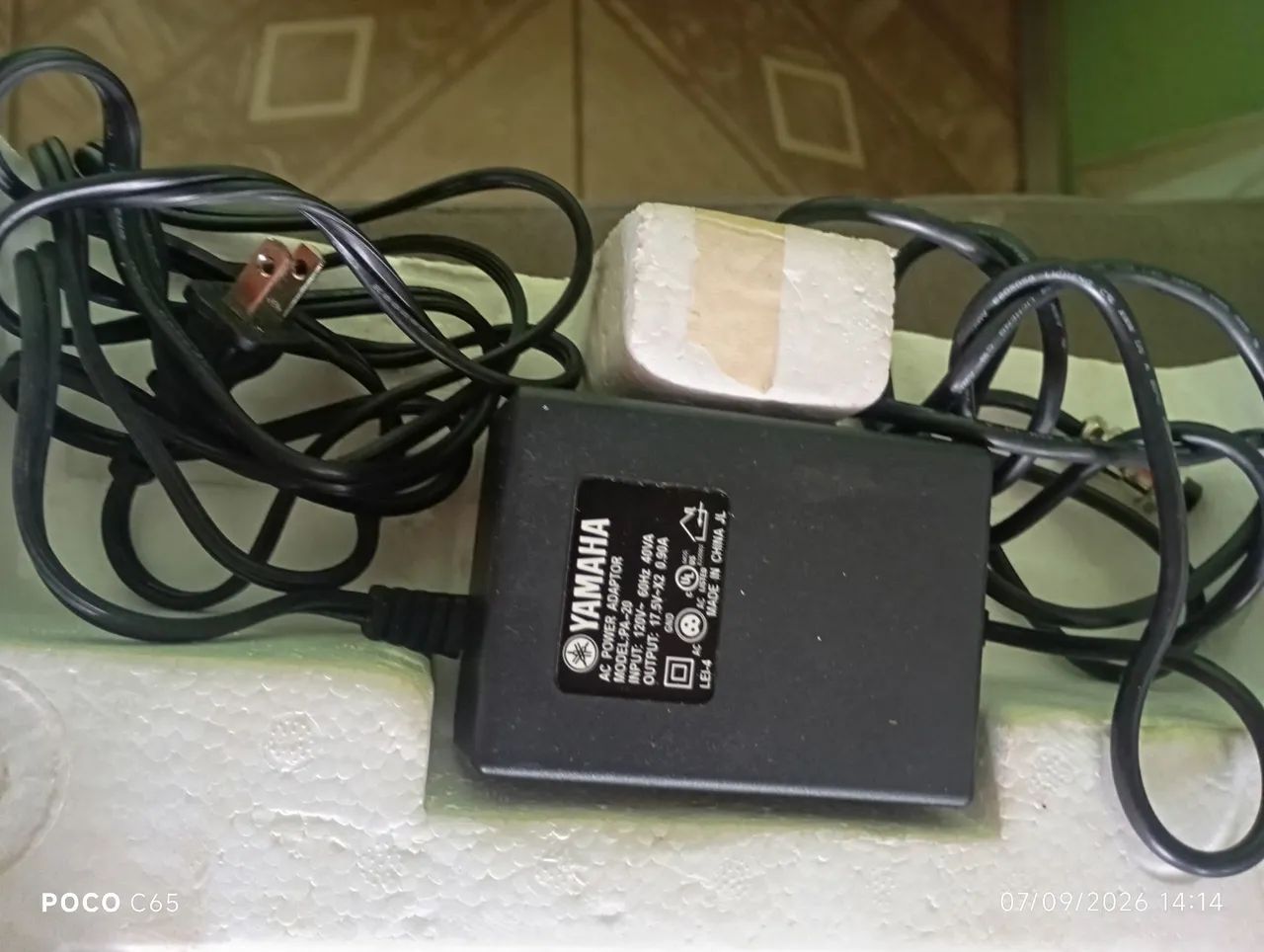 Vendo, mesa, caixas combo. - Foto 3