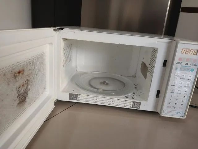 Micro-ondas Electrolux 20L Digital - Funcionando - Foto 4