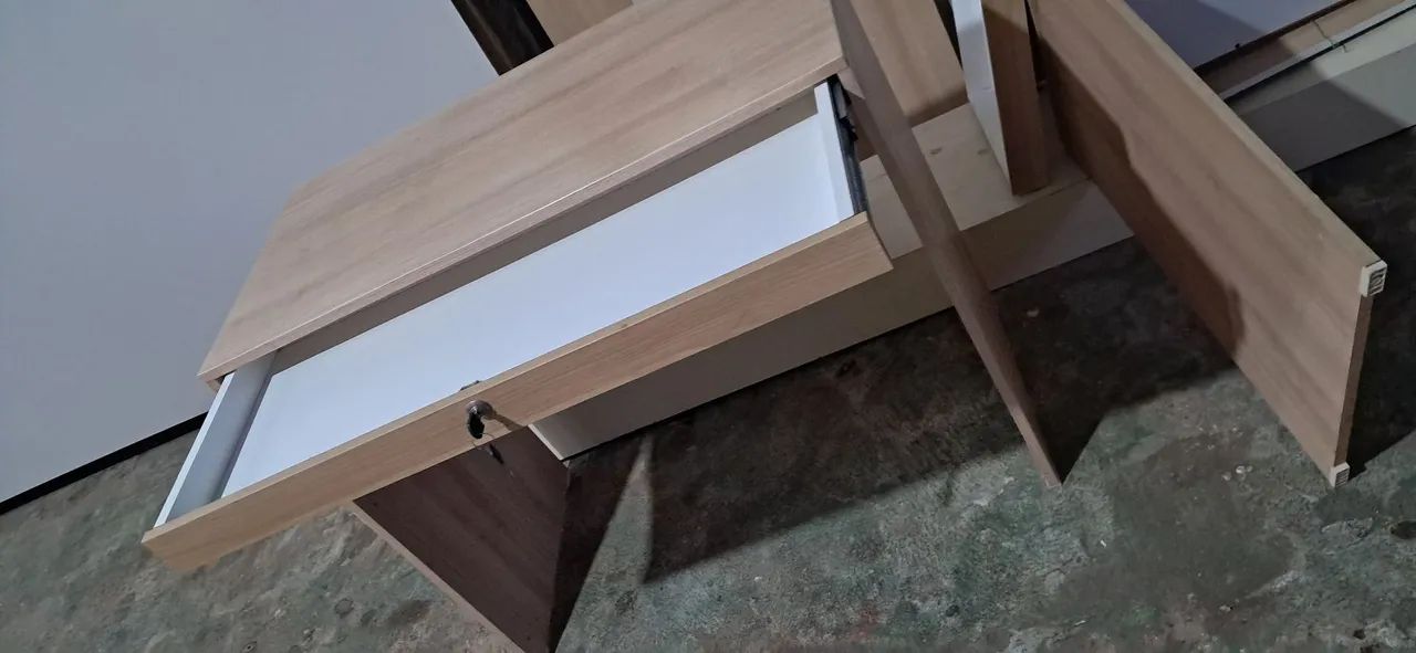 Escrivaninha  - Foto 3