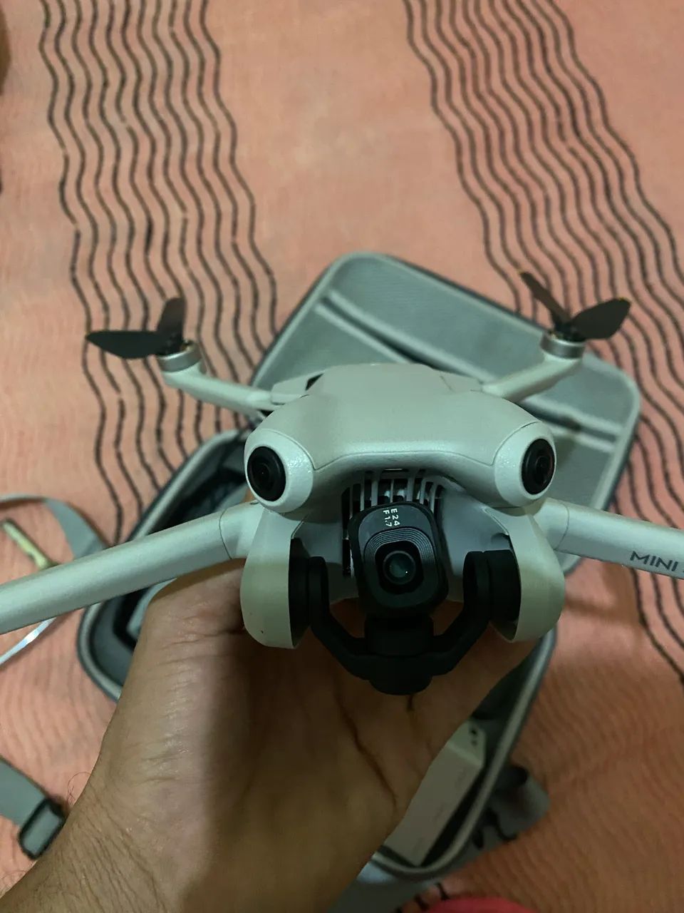Drone dji mini 4 pro 