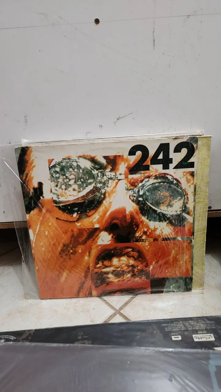 FRONT 242 DISCOS VINIL LP POP ROCK VLR UNITARIO