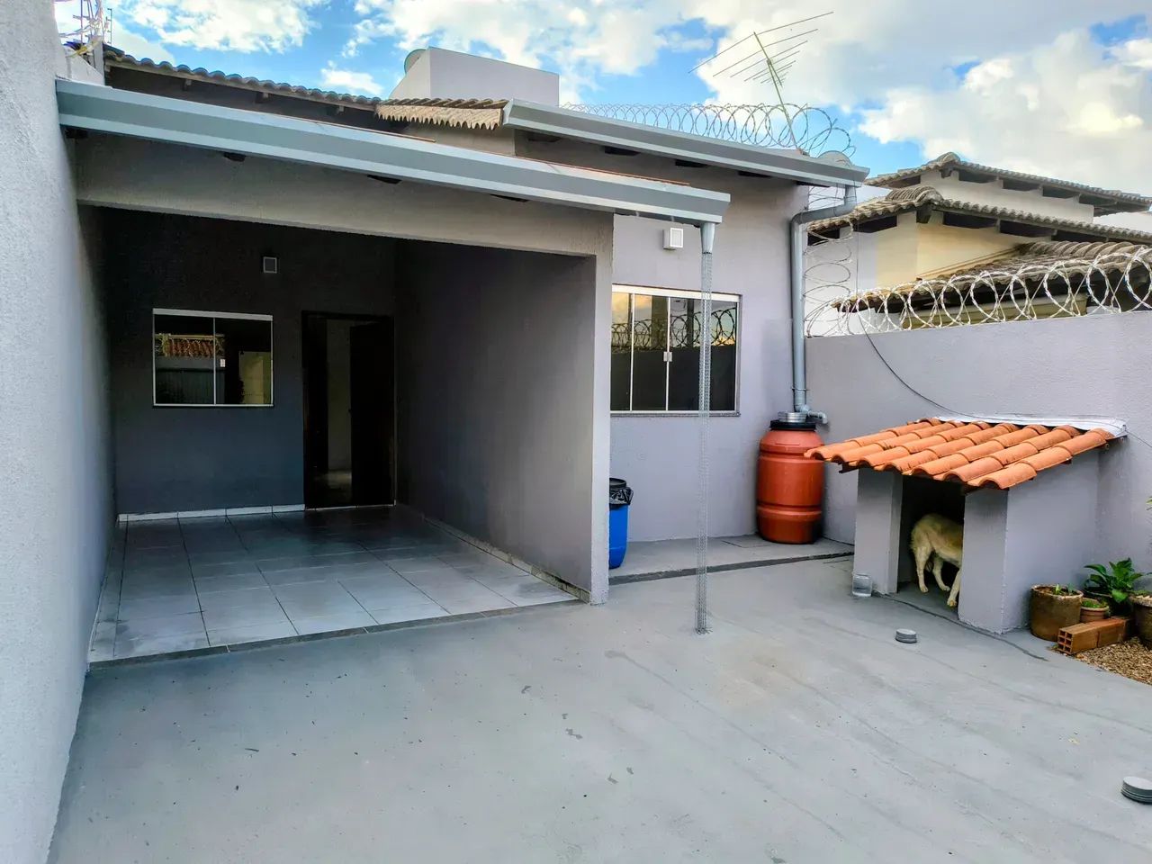 casa 4/4 uma suite ( Residencial Canadá) - Foto 2