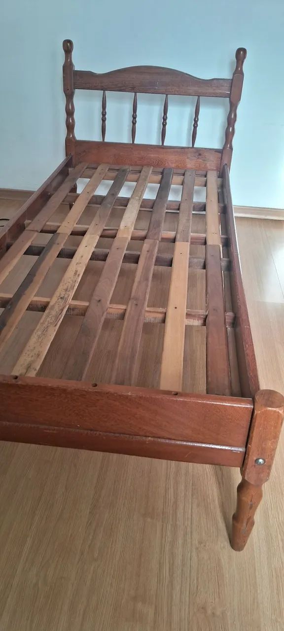 Cama de solteiro 