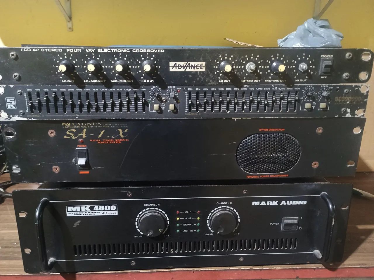 Amplificador cygnus e Mark áudio 