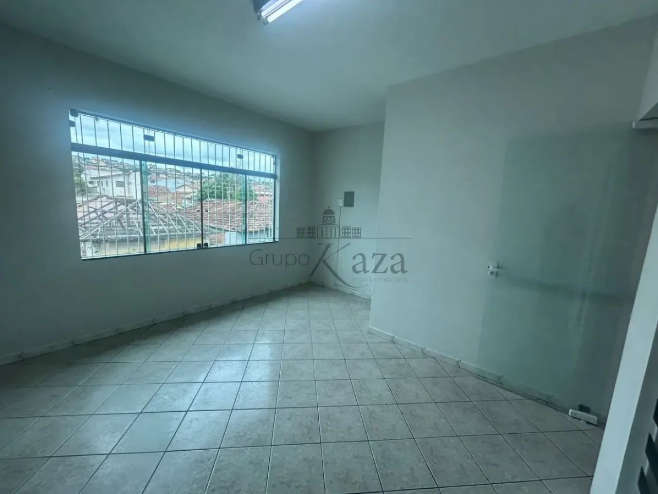 Sala Comercial - Sobreloja - Centro - Jacareí - 120m². - Foto 2