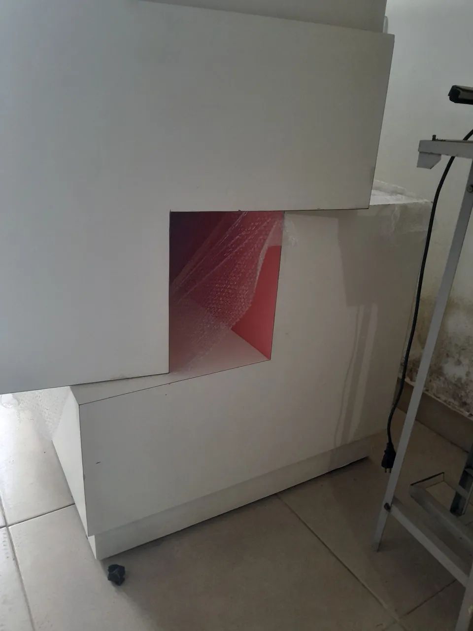 Expositor Degrau em perfeito estado