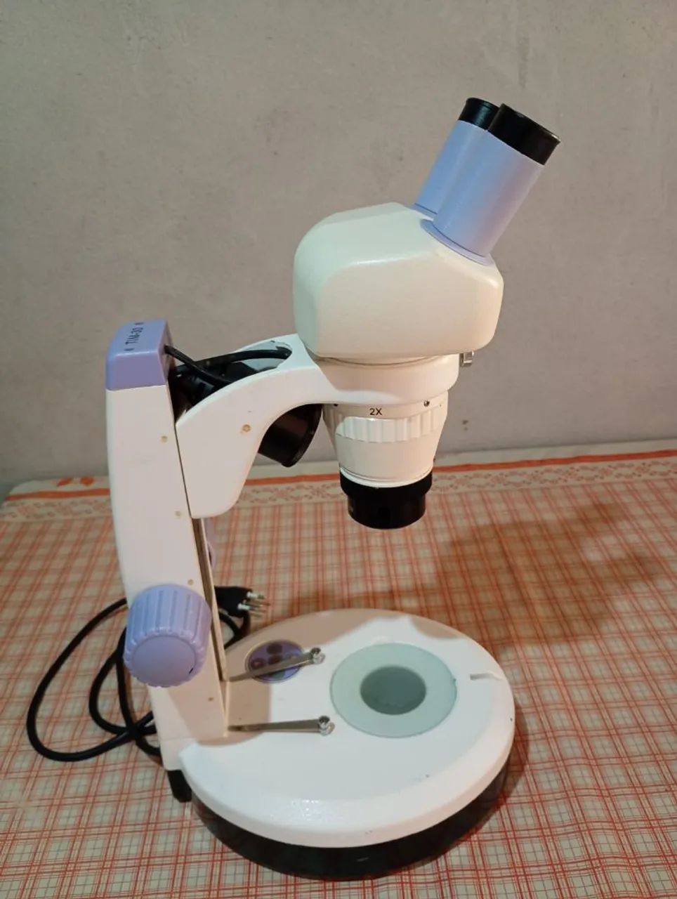 Microscópio  - Foto 4