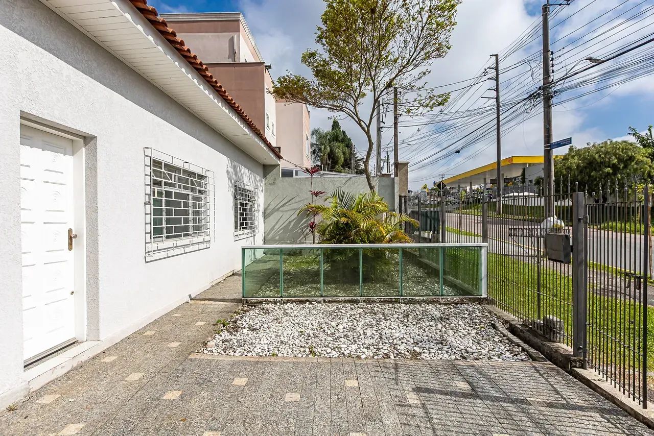 Casa térrea 88m² no Uberaba, 3 quartos, 3 vagas e quintal - Foto 3