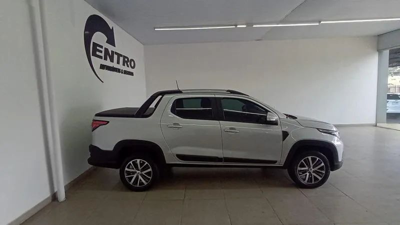 Fiat Strada Volcano 1.3 Flex 8V CD 2023 - Foto 4