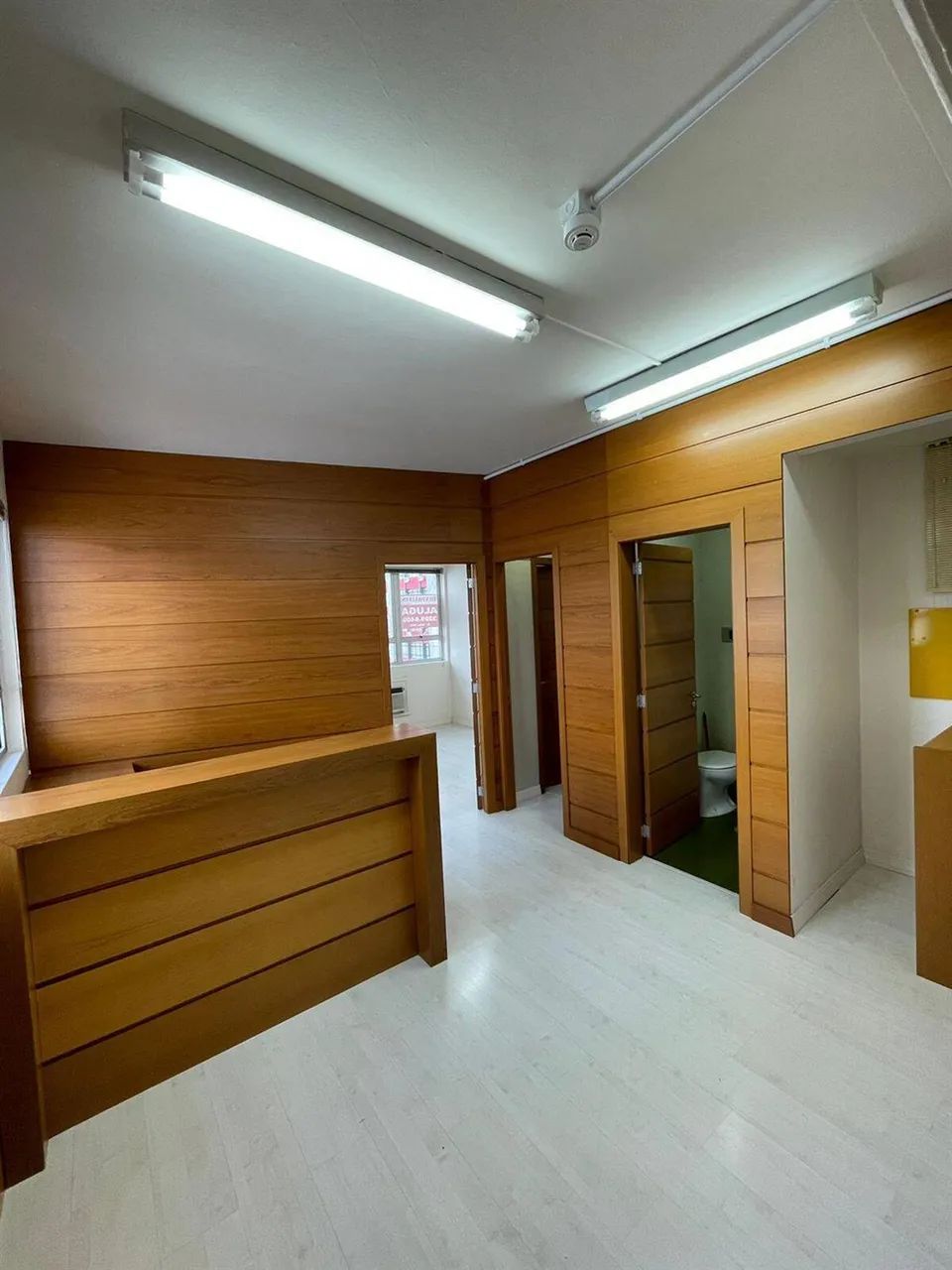 SALA COMERCIAL MOBILIADA PARA VENDA NO BAIRRO NO CENTRO - Foto 4