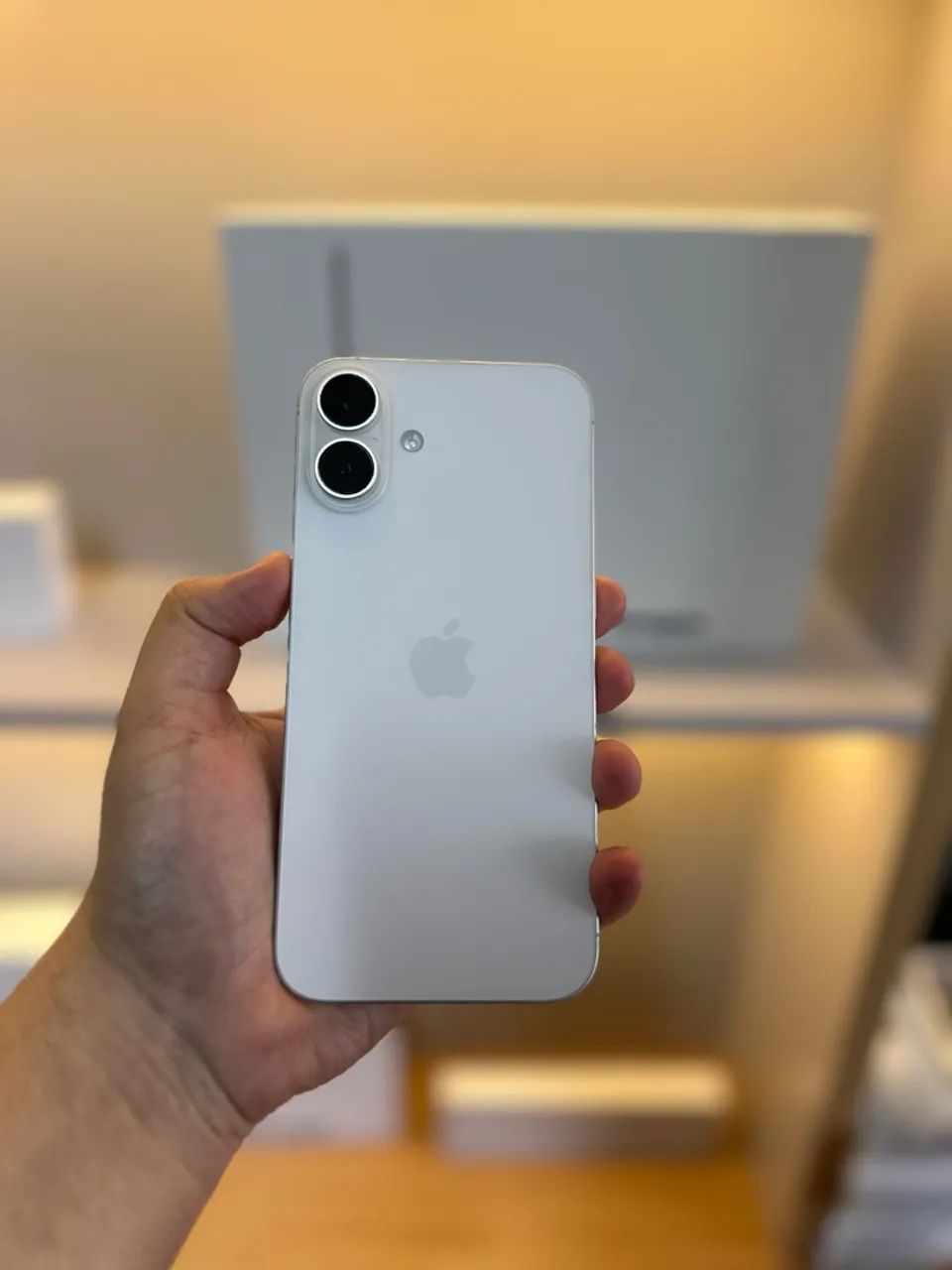 IPHONE 16 PLUS  128 GIGAS SEMINOVO