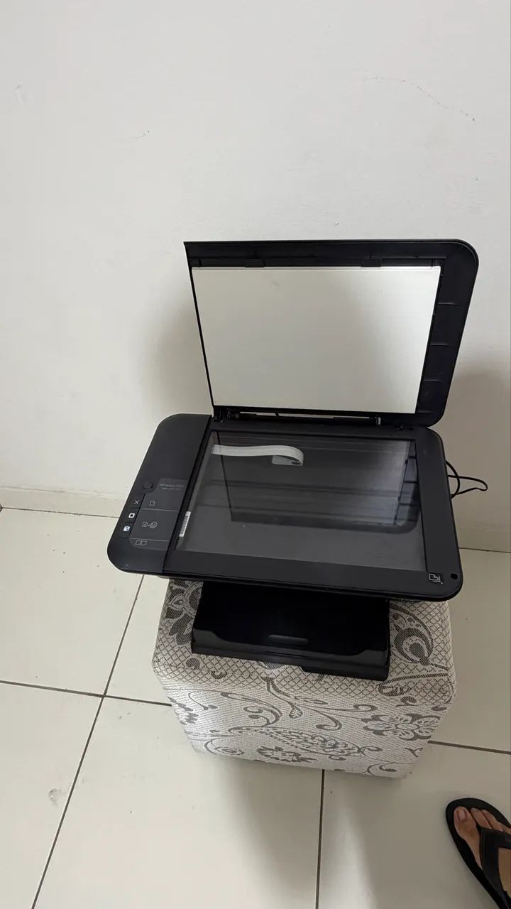 Impressora Multifuncional HP Deskjet 2050 - Imprime, Copia e Digitaliza