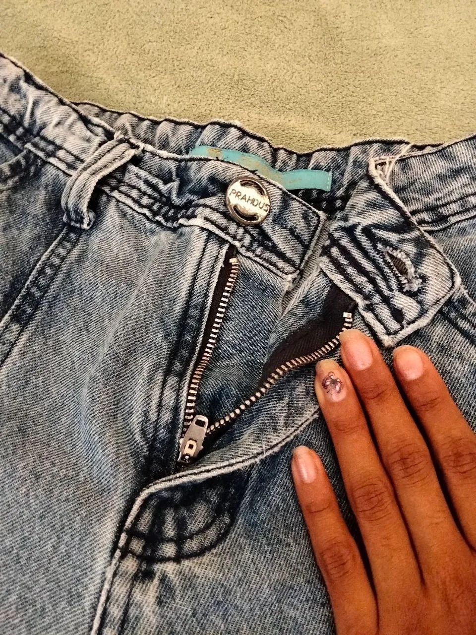 Calça Jeans Wide Leg Com Costura Frontal Alinhada - Foto 4