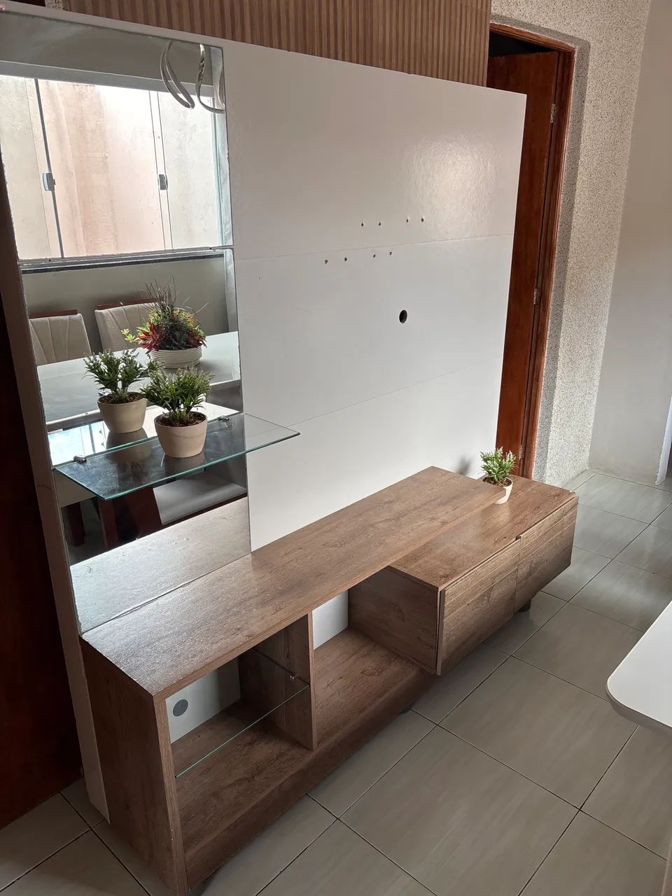 Estante para sala de estar 