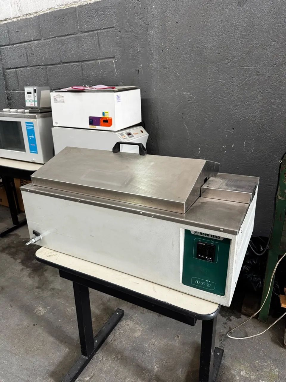 Banho Maria com Agitador para laboratório (ler descrição)