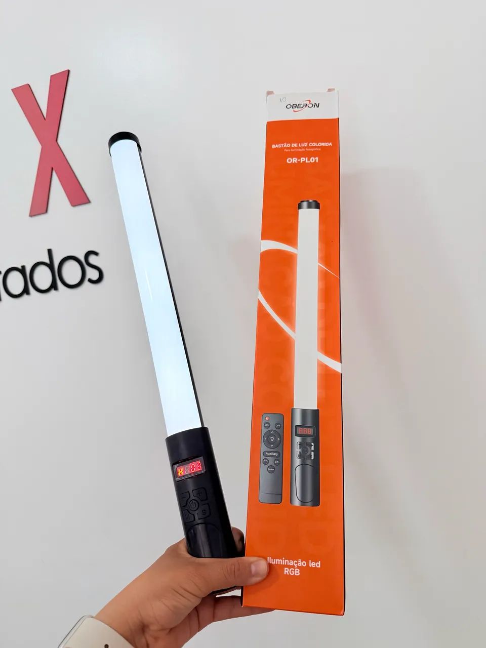 BASTÃO DE LED ILUMINAÇÃO RGB RECARREGÁVEL  - Foto 2
