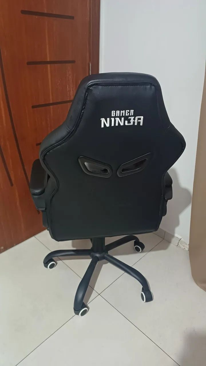 Cadeira gamer semi nova - Foto 2