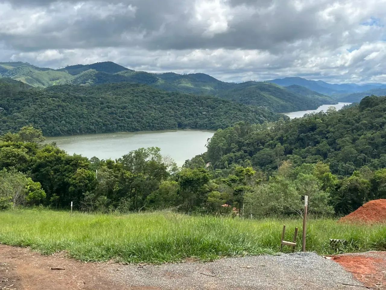 Terrenos Particulares e Documentados / Infraestrutura Completa - Foto 4