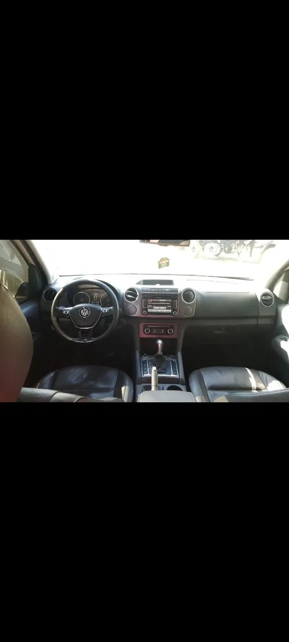 Volkswagen Amarok HIGH.CD 2.0 16V TDI 4X4 DIES. AUT 2016
