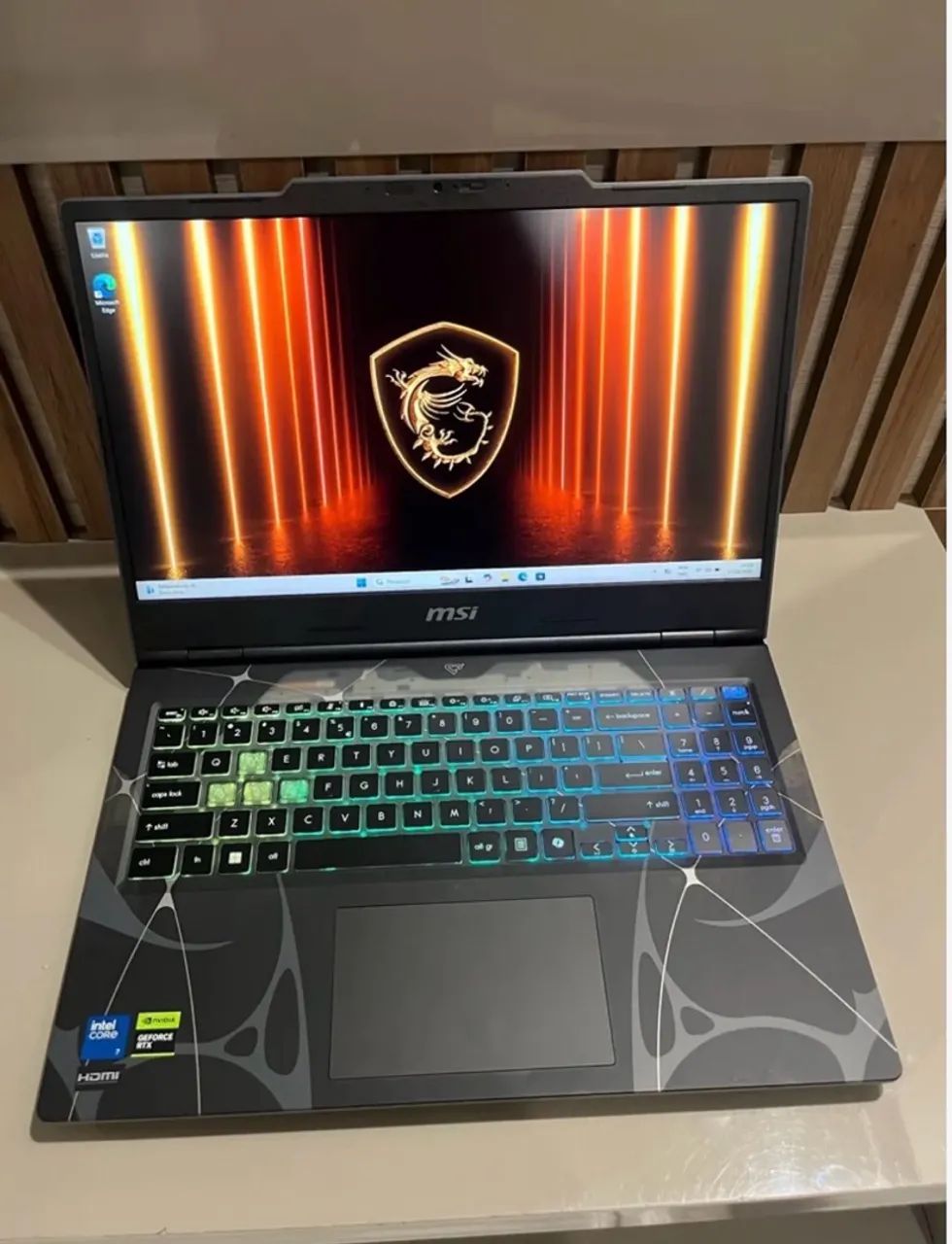 Notebook gamer Msi cyborg - Foto 2