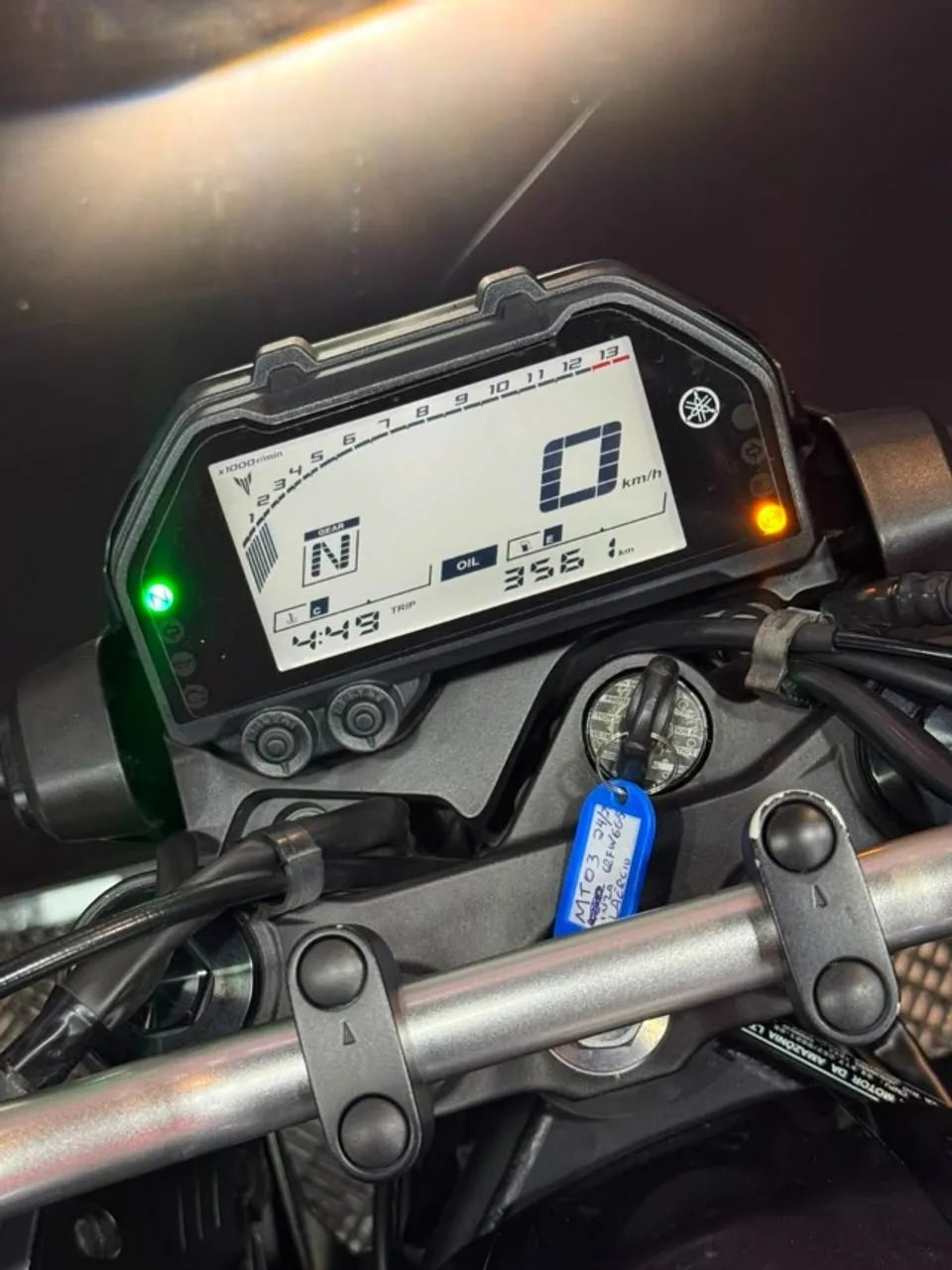 YAMAHA MT03 2025  - Foto 4