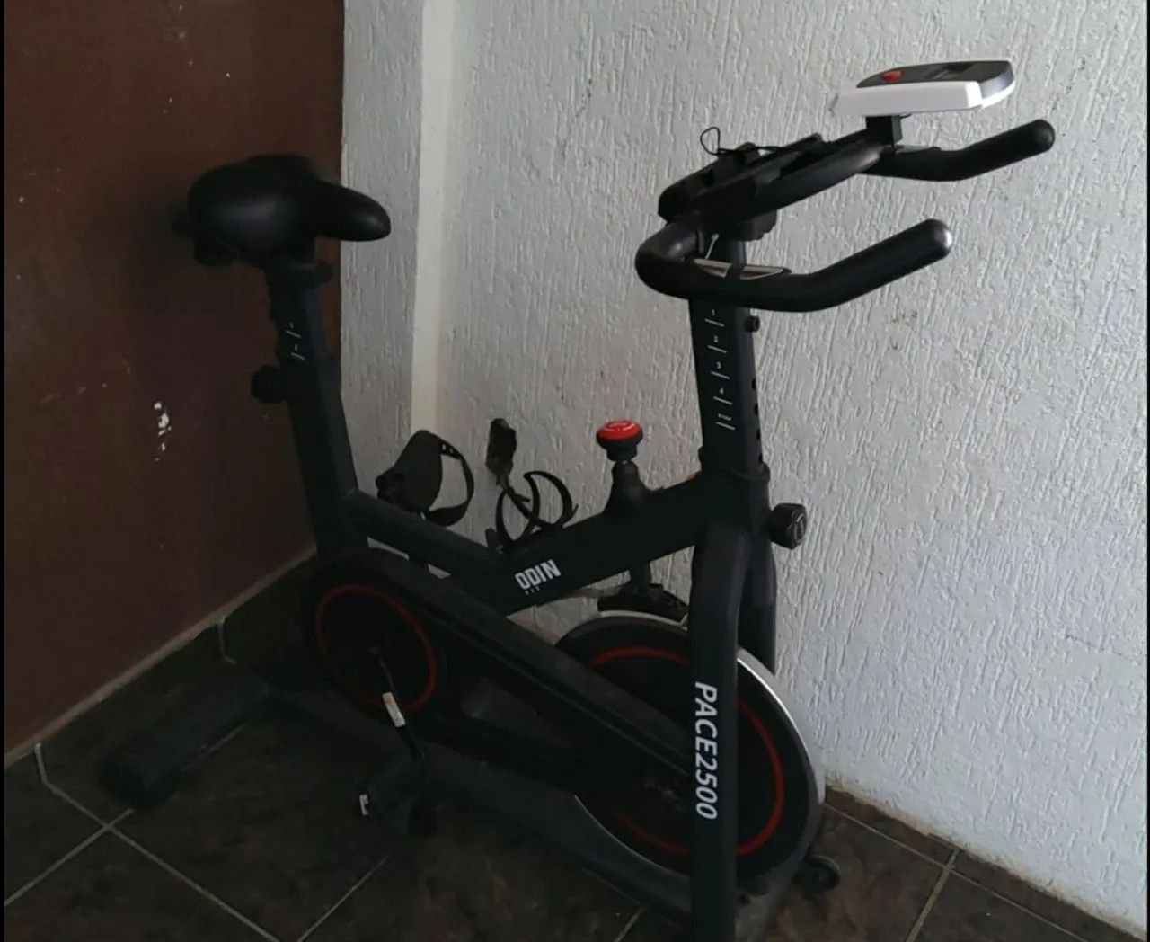 BICICLETA ERGOMÉTRICA 