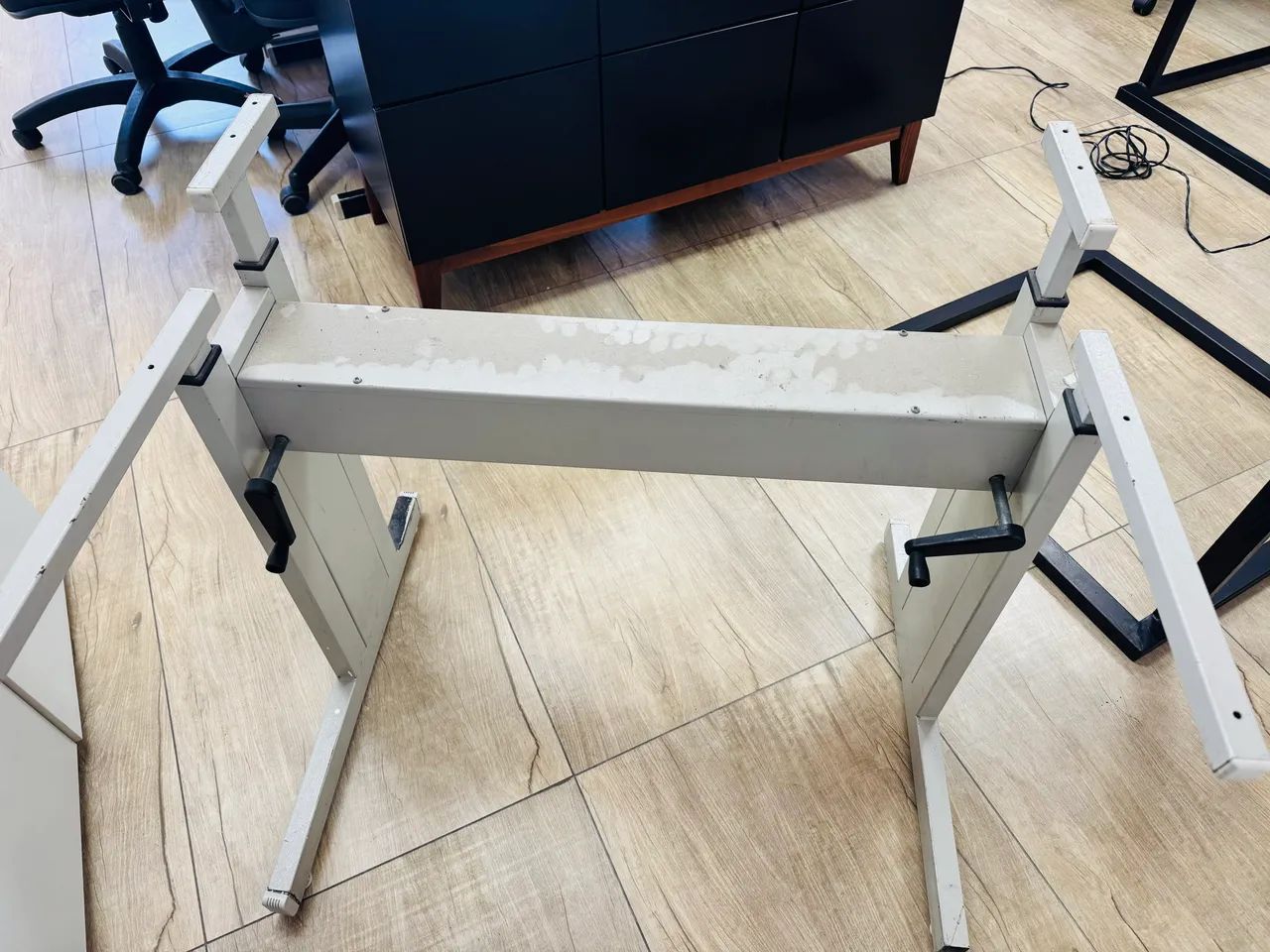 5 Pés de mesa para PA com 2 regulagens - Foto 2