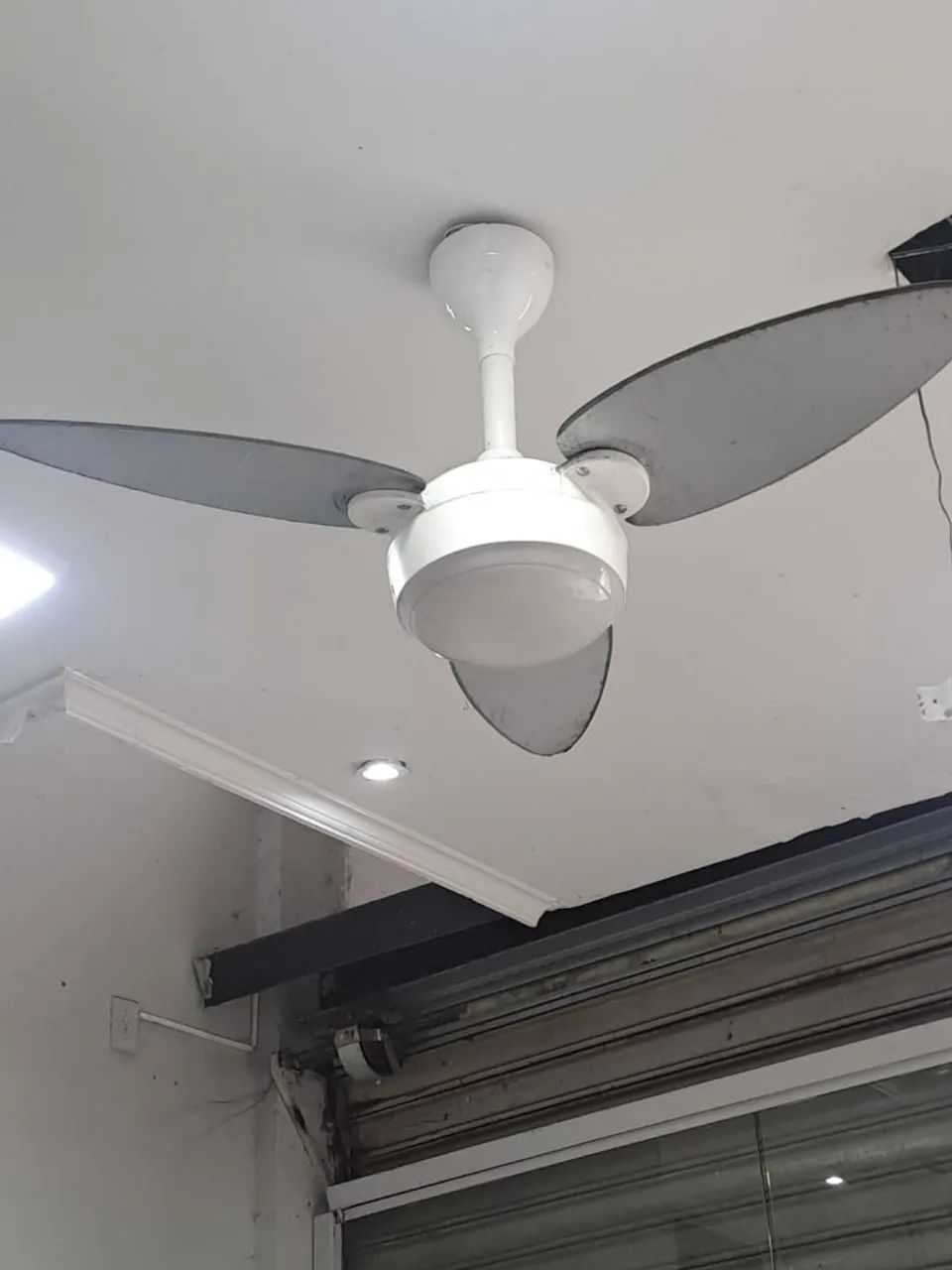 Ventilador de teto com controle  - Foto 3